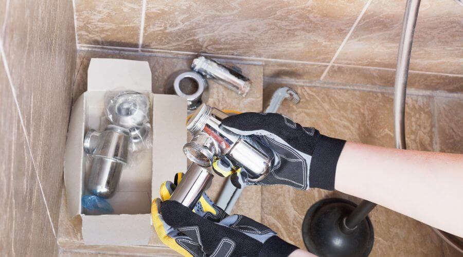 Professional gutter cleaning in Kwigillingok, AK